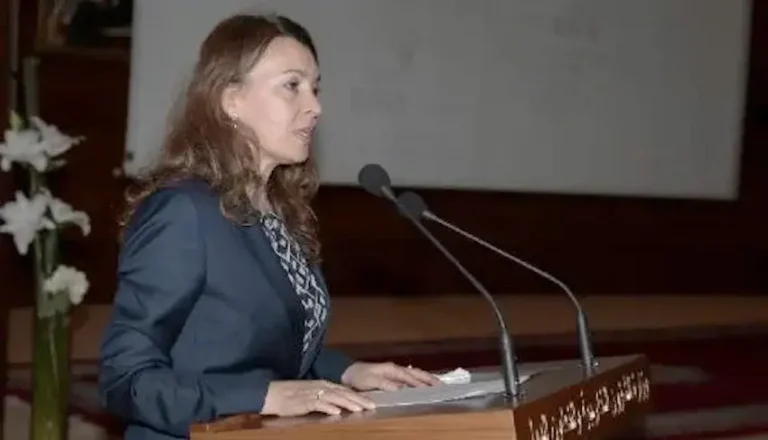 The king names Nadia al -hanout, ambassador of Morocco to the Philippine Republic