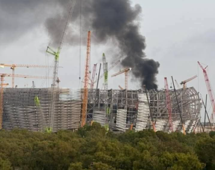 The start of a "sudden" fire in one of the pillars of the Prince Moulay Abdullah stadium in Rabat (video)