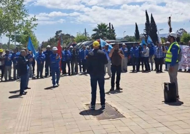 The thermal station workers in Jarrada protest and continue to degenerate