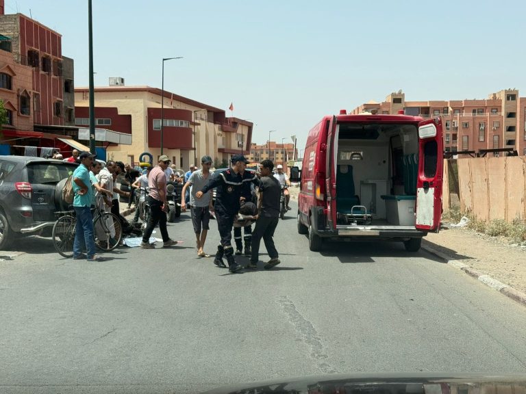 A horrible traffic accident between a motorcycle and a car at the Al-Kadiya roundabout in Marrakech-shoots