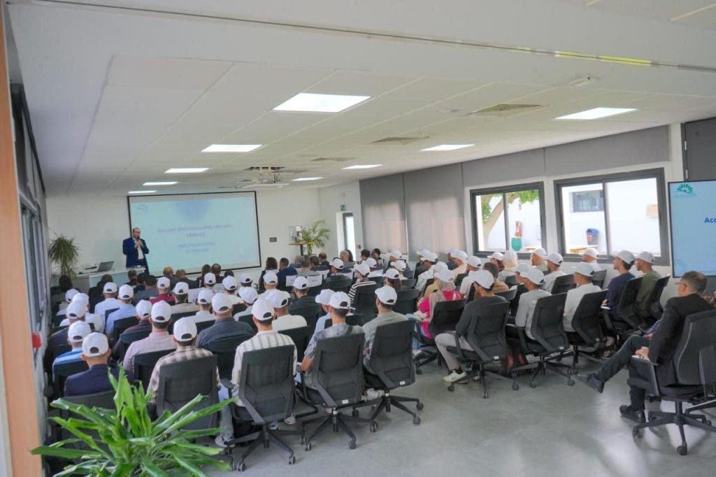 Images .. The Regional Regional Regional Company, Casablanca, receives 172 employees