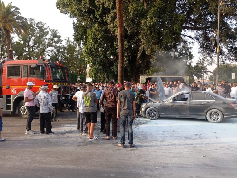A fire in a car from Jameh Al -Fna Square, which mobilizes security services