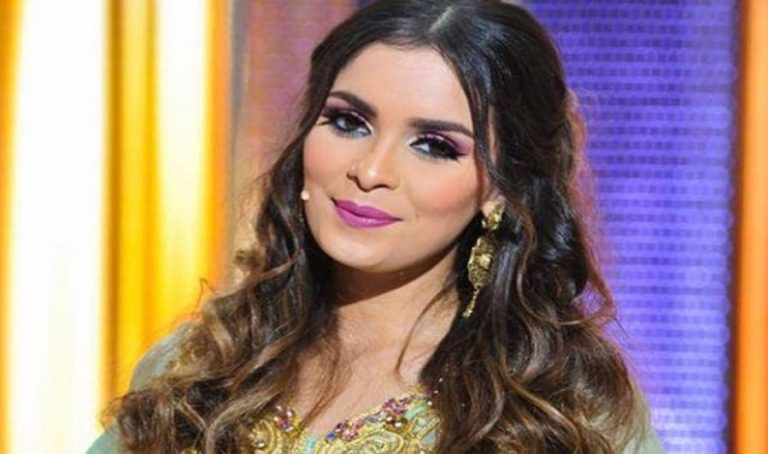 A sudden appearance of Safa Habirko with a plastic surgeon ignites speculation - an image