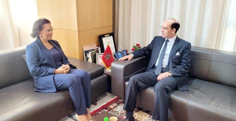 Al -Blawi chats with the Minister of Justice of the Republic of Cap Verde