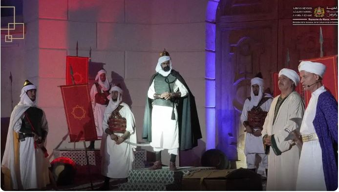 Fès : “Nostalgia, les émotions d’antan ” fait revivre les grandes heures de l’histoire marocaine à Bab Makina