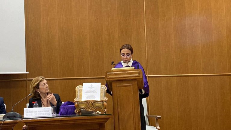 Granada celebrates Dr. Jinan Al -zawaki Moroccan at an official ceremony at the College of Pharmacy