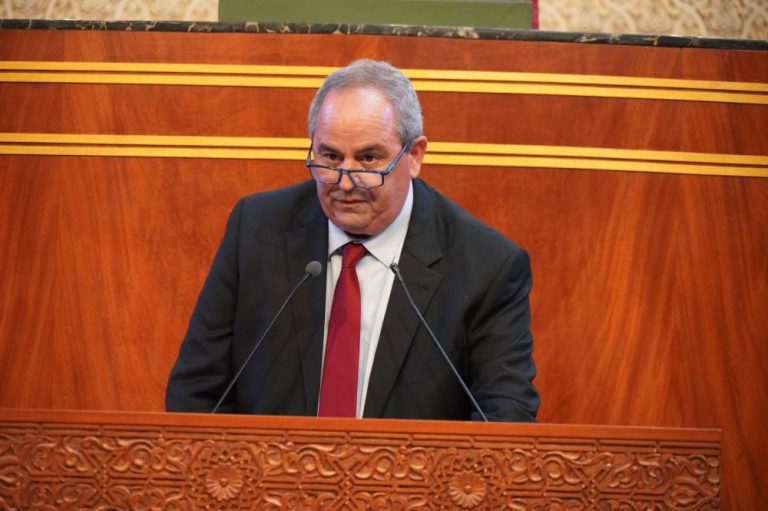Minister El Midaoui participates in the work of a national conference around the theme "Investment, employment and structural transformation in Morocco" in the Chamber of Advisors