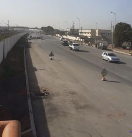 salé- laayayda- bab Lamrissa: Enfin! les  travaux ont repris sur la dernière tranche de la  rn n° 1 salé-Kénitra après une interruption de longue date.