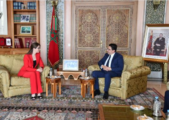 La ministre française déléguée chargée de l'égalité femmes-hommes et de la lutte contre les discriminations, Aurore Bergé, a réitéré, à Rabat, la position intangible de la France considérant que le présent et l'avenir du Sahara "s'inscrivent pleinement dans le cadre de la souveraineté marocaine".