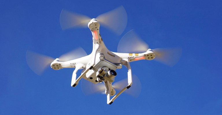 The Strait adopts modern technology to combat harmful insects using "drones"