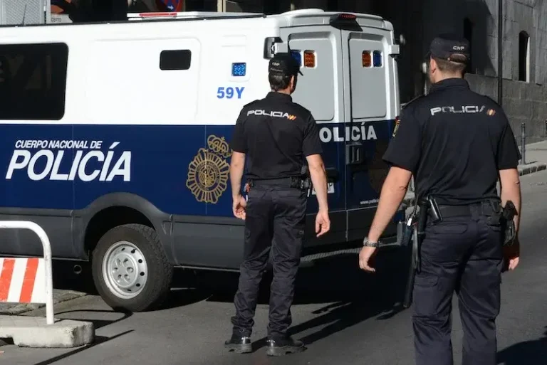 The arrest of "Firas al -taggha" at Tarifa while trying to flee in Morocco