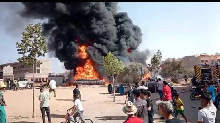 The trigger of a massive fire with plastic tubes causes the safety of Marrakech (photos)